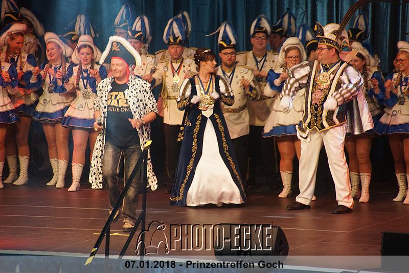 070.jpg