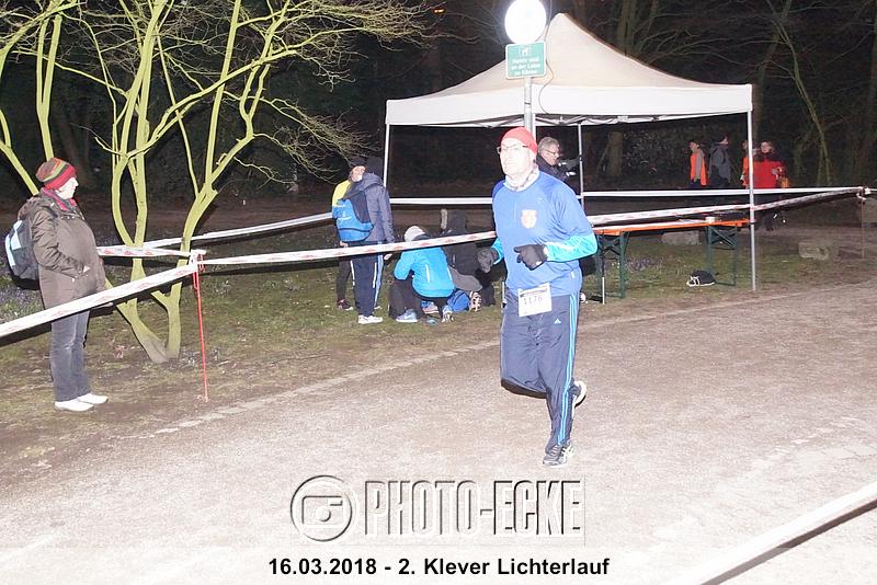 082.jpg